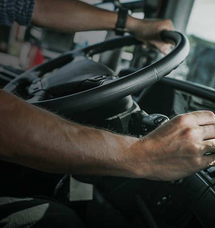 Chauffeur CE | nationaal rijden met trekker oplegger –